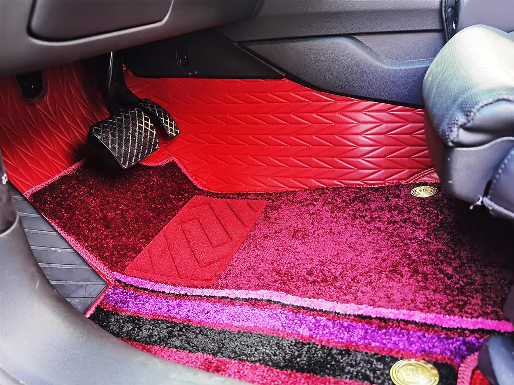 奥迪A4加装360航空软包