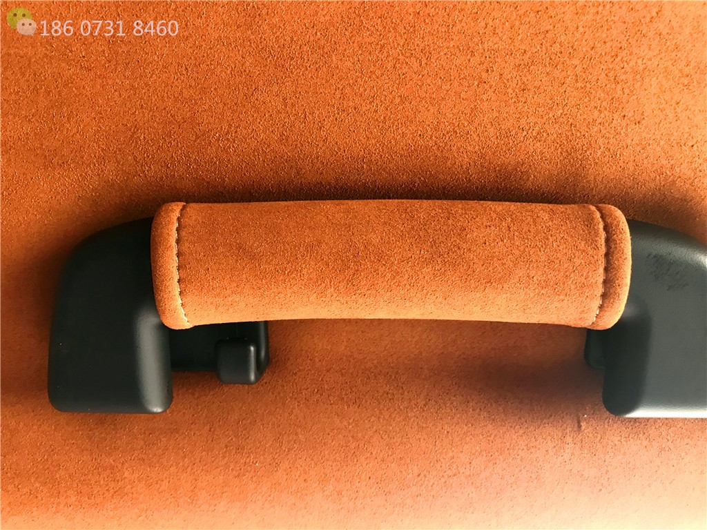 路虎内饰草莓污视频网站｜路虎顶棚蒙咖色麂皮